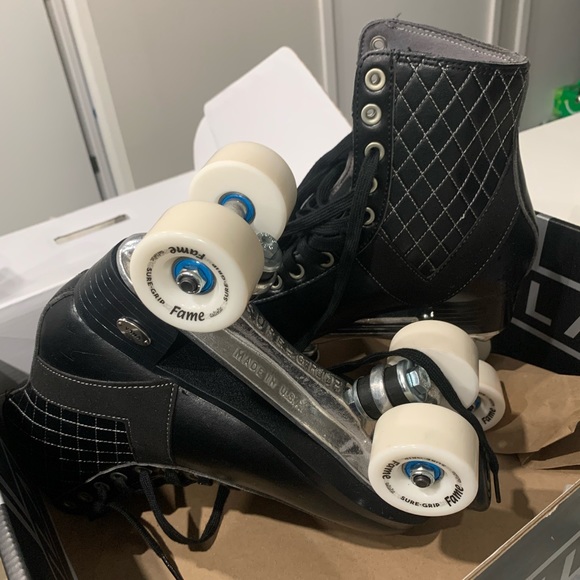 VNLA skates fame wheels. Worn once at indoor rink - Picture 3 of 6